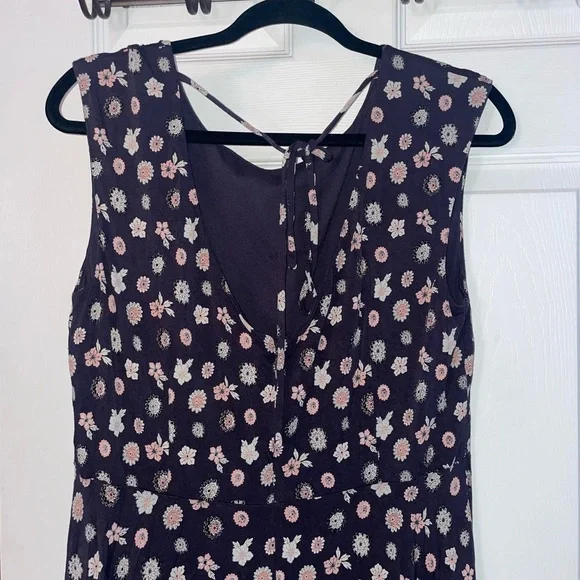 LOFT Sleeveless Cotton Charcoal with Floral Pattern Dress - Picture 3 of 4